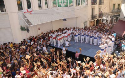 Més de 100 músics protagonitzen l’Entrada de Grallers