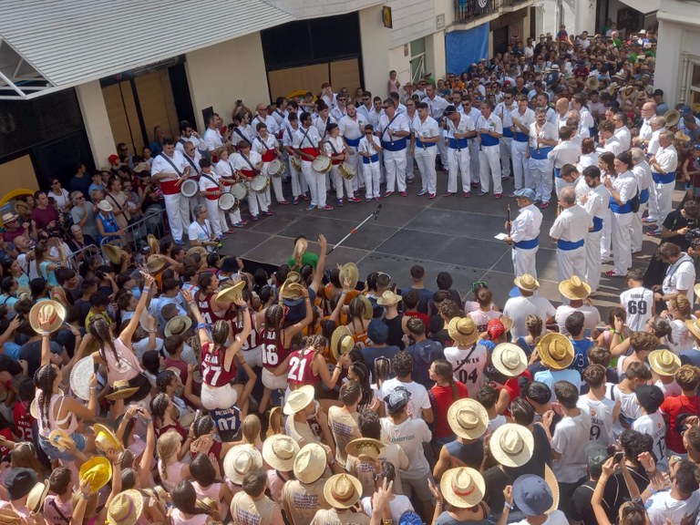 Les gralles i la Sortida de les dues enceten les 36 hores més intenses de Festa Major
